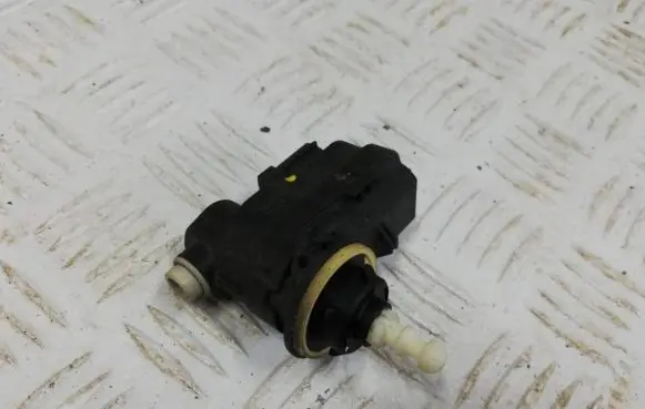 Ford Ecosport Headlight level adjustment motor 