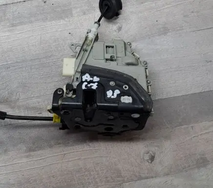 Audi A6 S6 C7 4G Front door lock 8J1837016C