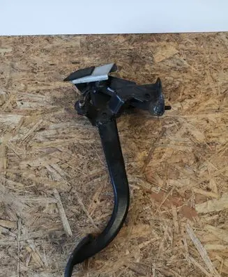 Renault Trafic II (X83) Brake pedal