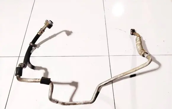 Skoda Octavia Mk2 (1Z) Air conditioning (A/C) pipe/hose 1k0820743cc 30-10-06
