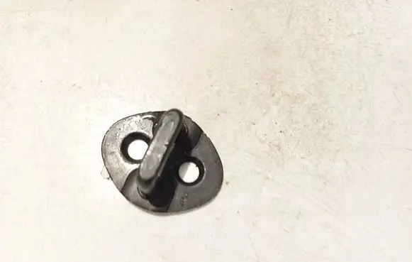 Hyundai Santa Fe Front door lock loop/hook striker 