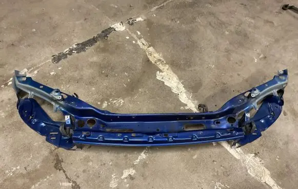 Volvo V50 Top upper radiator support slam panel 