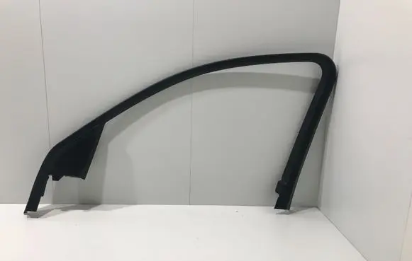 Audi Q5 SQ5 Front door glass trim molding 8R0867610