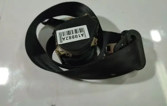 Citroen C8 Middle seatbelt (rear) A508366