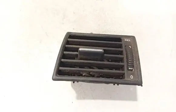 Mercedes-Benz C W202 Dash center air vent grill 2028300754L