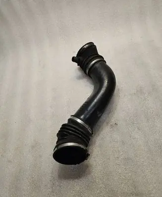 Audi A8 S8 D2 4D Air intake duct part 077129627D