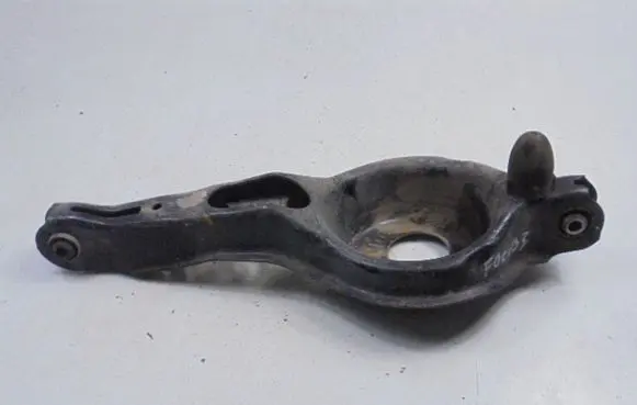 Rear upper control arm/wishbone