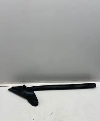 Mini One - Cooper F56 F55 Rubber seal front coupe door window 7299990 19017211GB