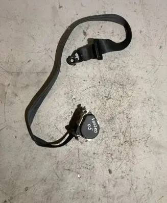 Opel Vivaro Front seatbelt