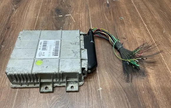 Citroen Saxo Engine control unit/module 9610191080