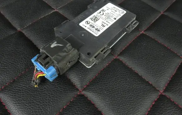 KIA Carnival Distronic sensor radar 28731335 99140R0000