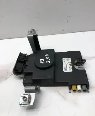 Antenna control unit