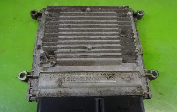 Dodge Caliber Engine control unit/module ECU P68000126AF