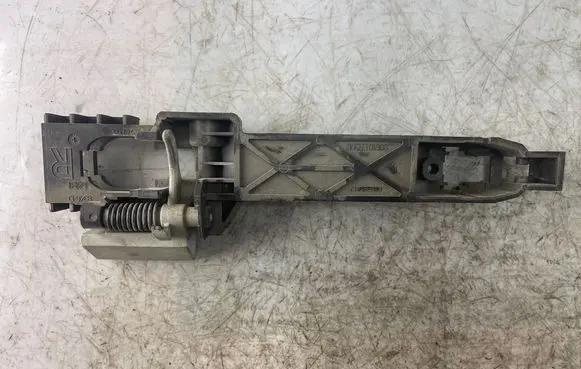 Rear door exterior handle/bracket