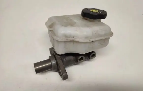 Ford Mustang VI Master brake cylinder 25200MANDO Fbds0910zeta25 Zeta25