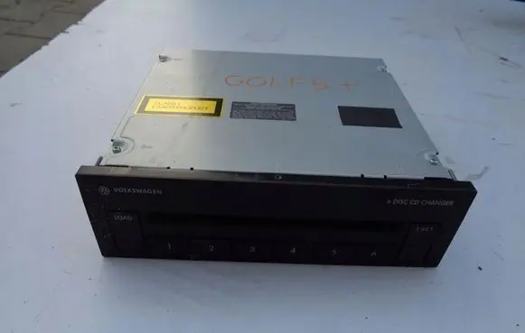 Volkswagen Golf Plus CD/DVD changer 1K0035110