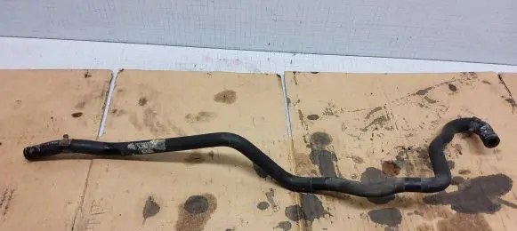 Volkswagen PASSAT B6 Engine coolant pipe/hose 3C0122447A KA4114383HU
