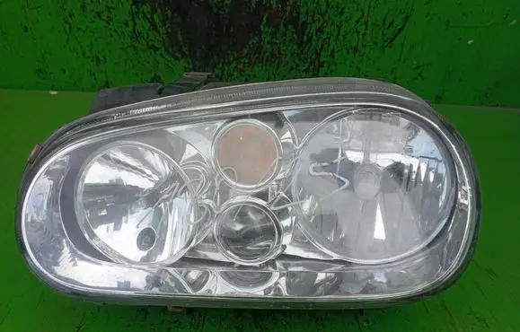 Volkswagen Golf IV Headlight/headlamp