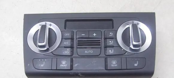 Audi Q3 8U Climate control unit 8U0820043E