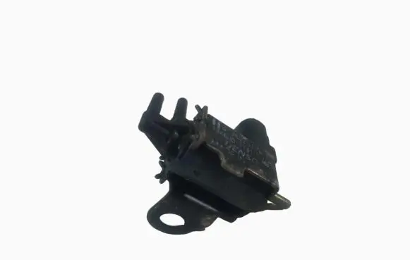 Renault Espace I Turbo solenoid valve 8943753311