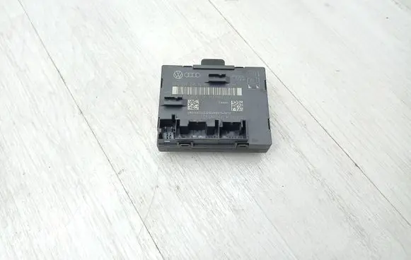 Audi A4 S4 B8 8K Door control unit/module 4F0959795N 8K0959795C