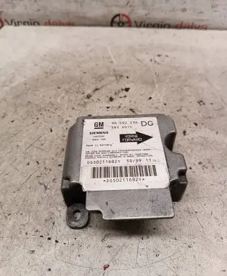 Opel Zafira A Airbag control unit/module 90582536 DGS0211682Y 1923594
