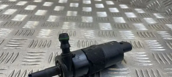 Audi Q5 SQ5 Headlight washer pump 3B7955681