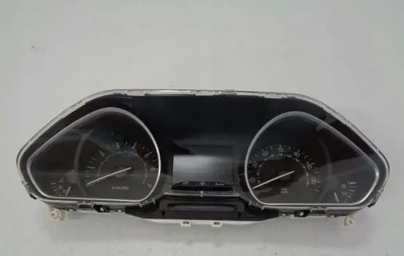 Peugeot 208 Speedometer (instrument cluster) 9675182880