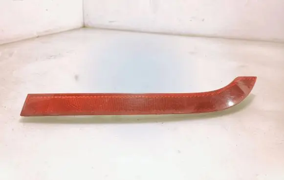 Rear tail light reflector