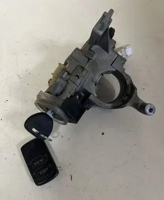 Mitsubishi Outlander Ignition lock