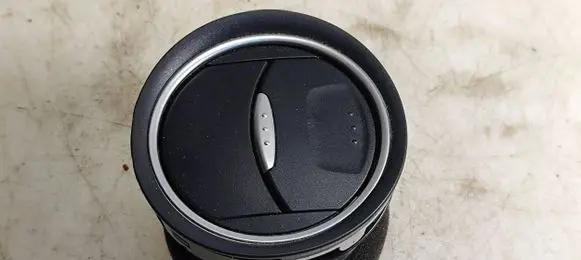 Dashboard side air vent grill/cover trim