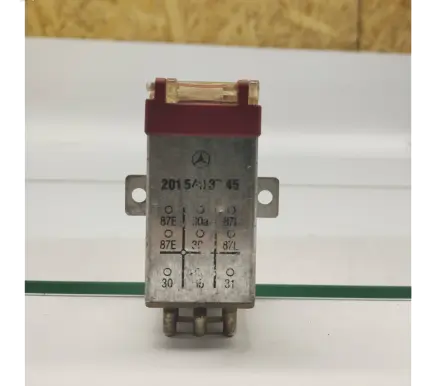 Mercedes-Benz 190 W201 Other relay 2015403745