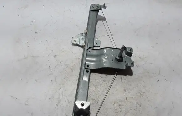 Dacia Dokker Front door manual window regulator 807200301R
