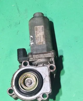 BMW X3 E83 Gearbox-reducer motor 0130008507 13774410 7628559