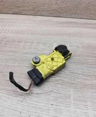 Opel Astra G Airbag deployment crash/impact sensor 24460761 SA001309774