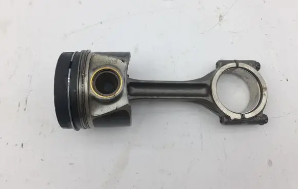 Audi A4 S4 B9 Piston with connecting rod