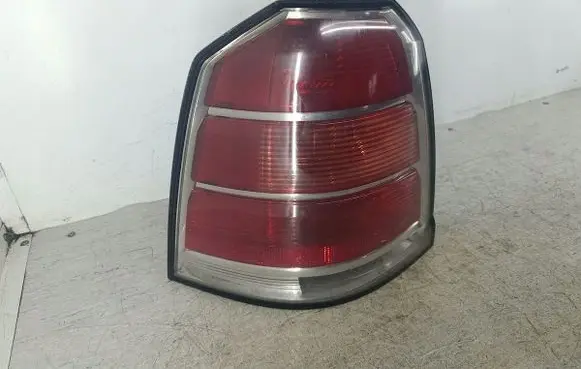 Opel Zafira B Rear/tail lights 24451841