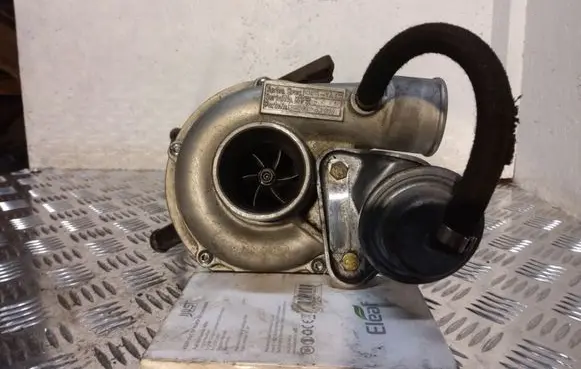 KIA Carnival Turbo KHF51A RHF54216 282004X300