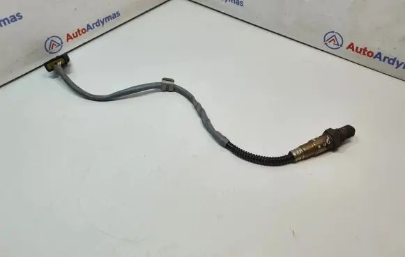 BMW 4 F32 F33 Lambda probe sensor 7589122 11787589122