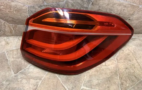 BMW 2 F46 Rear/tail lights 7461608