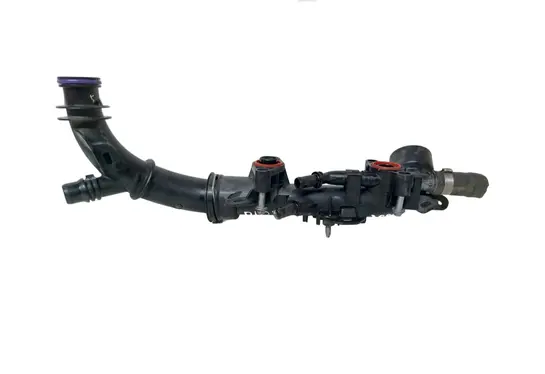Peugeot 3008 II Engine coolant pipe/hose Z12002105