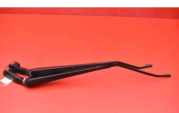 Chrysler 300M Front wiper blade arm