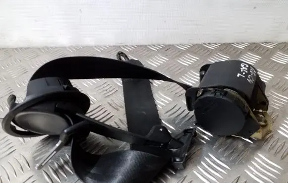 Audi A6 S6 C4 4A Rear seatbelt 4A5857709J