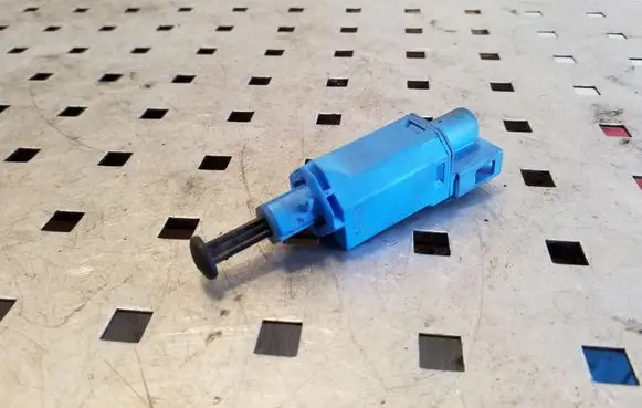 Brake pedal sensor switch