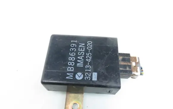 Mitsubishi Pajero Other control units/modules MB886391