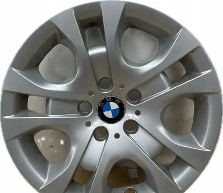 BMW X1 E84 R17 wheel hub/cap/trim 6783332