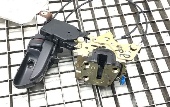 Front door lock