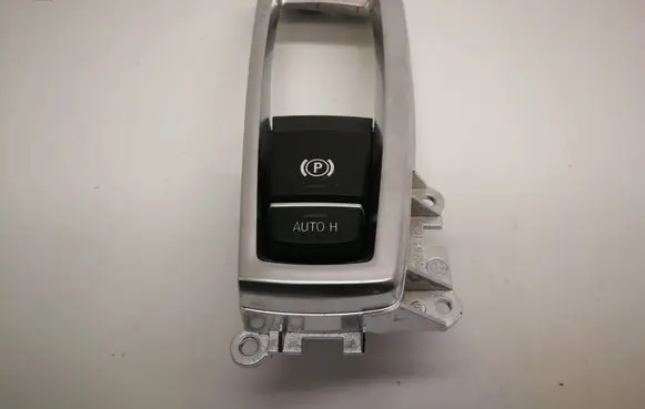 BMW 5 F10 F11 Hand parking brake switch 9385029
