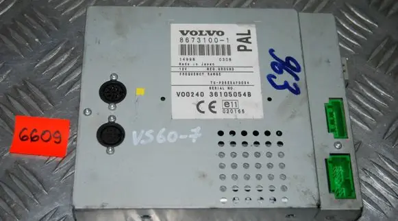 Volvo V70 GPS navigation control unit/module 8673100
