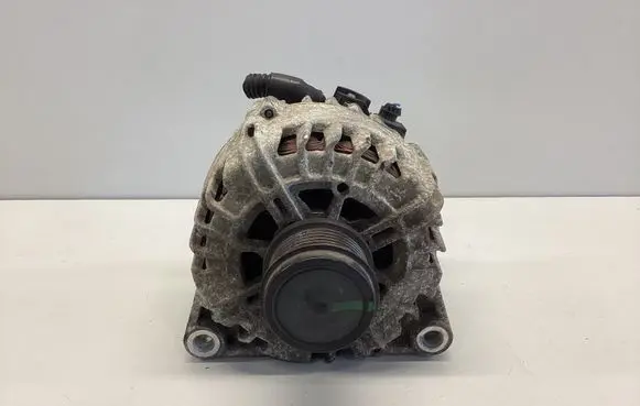 Ford Focus Generator/alternator AV6N10300GC 30659390